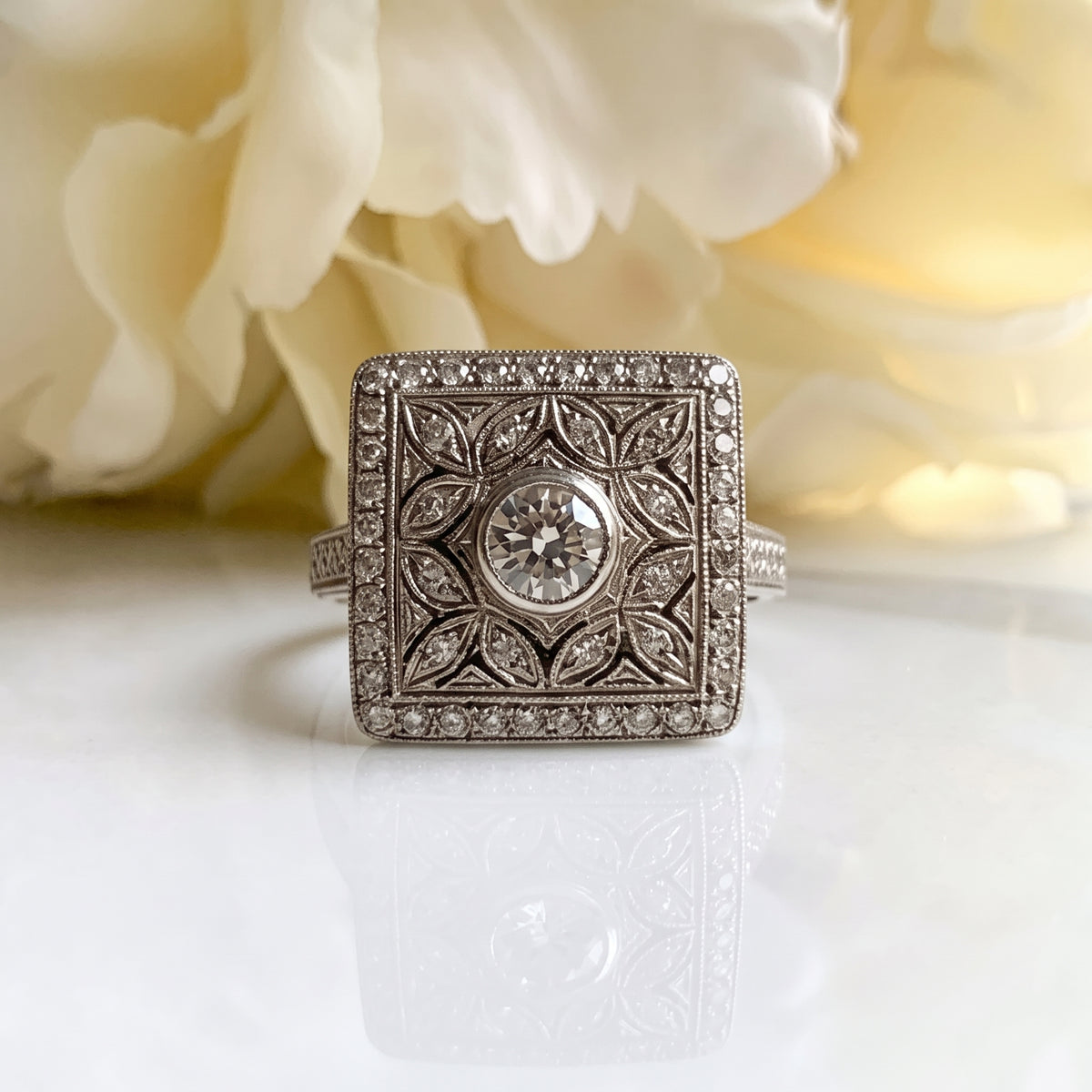 Anillo Ostara