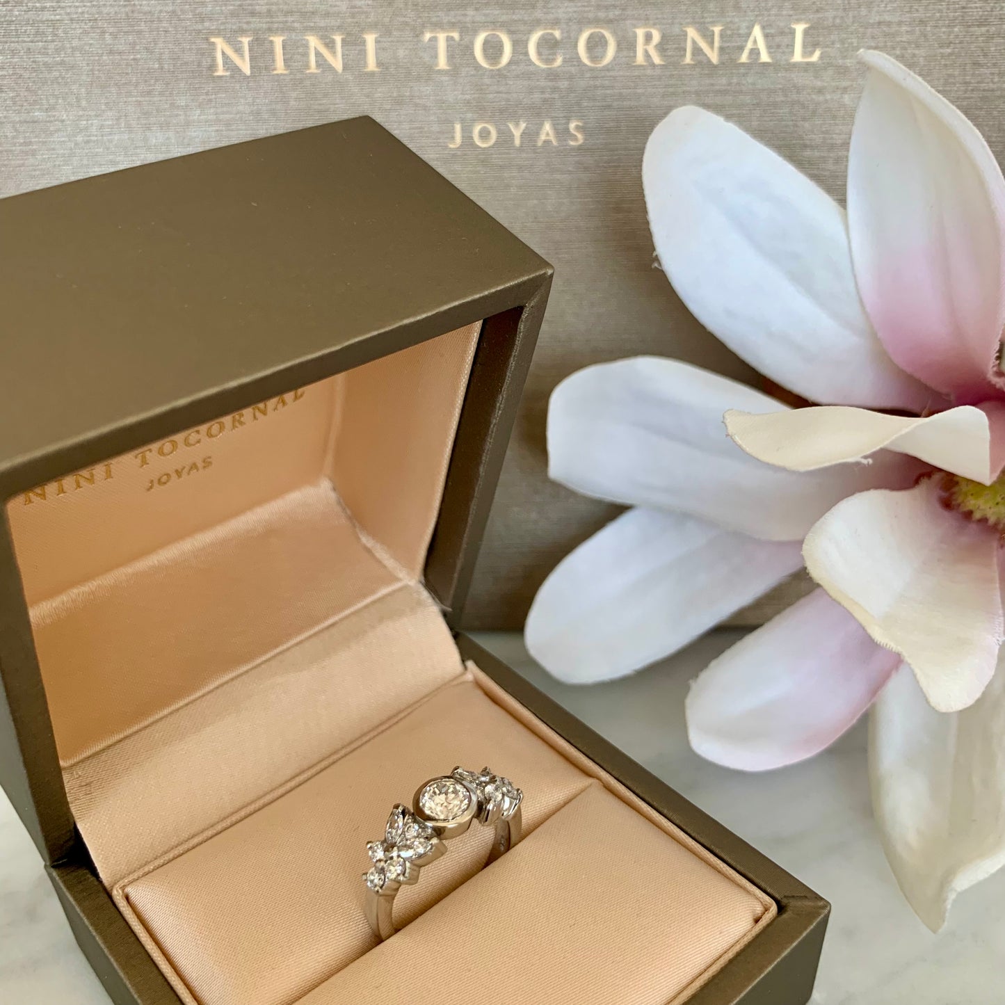 Anillo Uni II