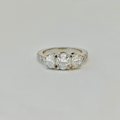 Anillo Eleos