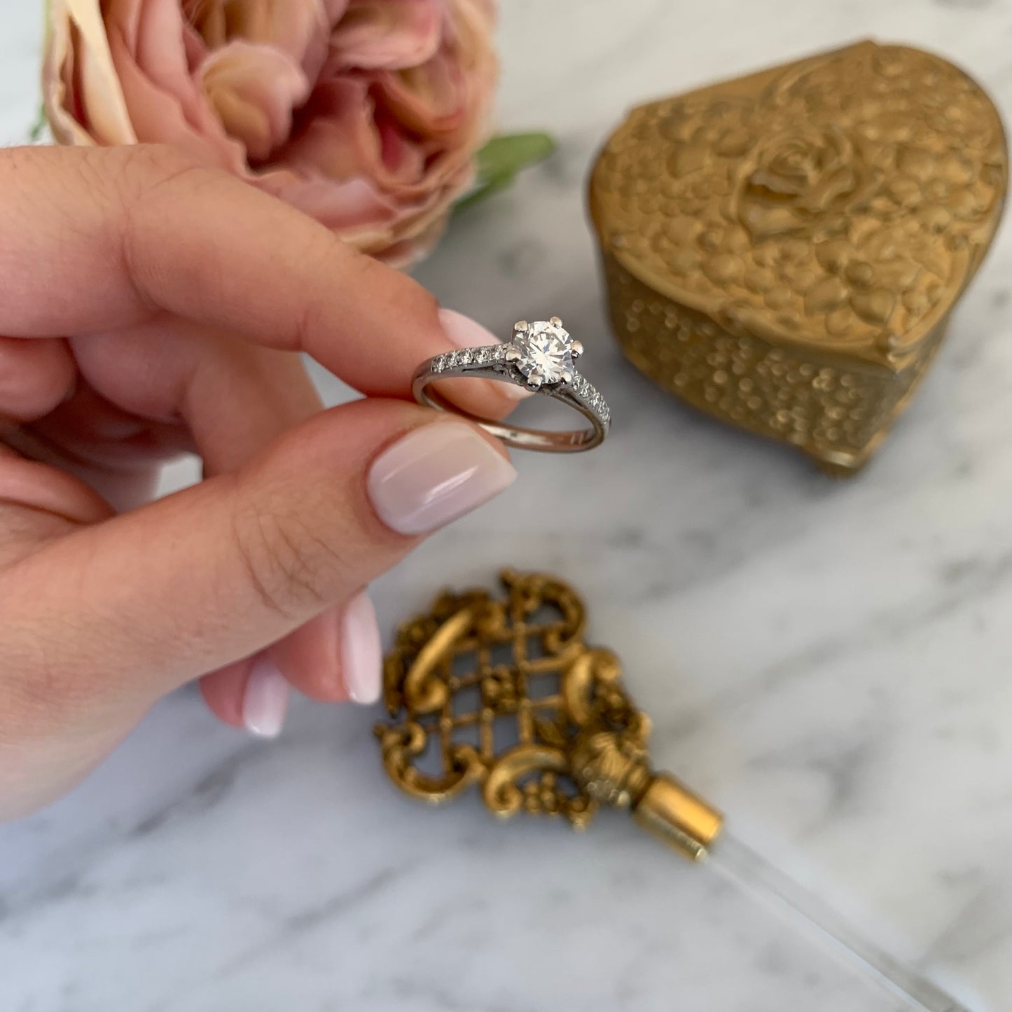 Anillo Lada
