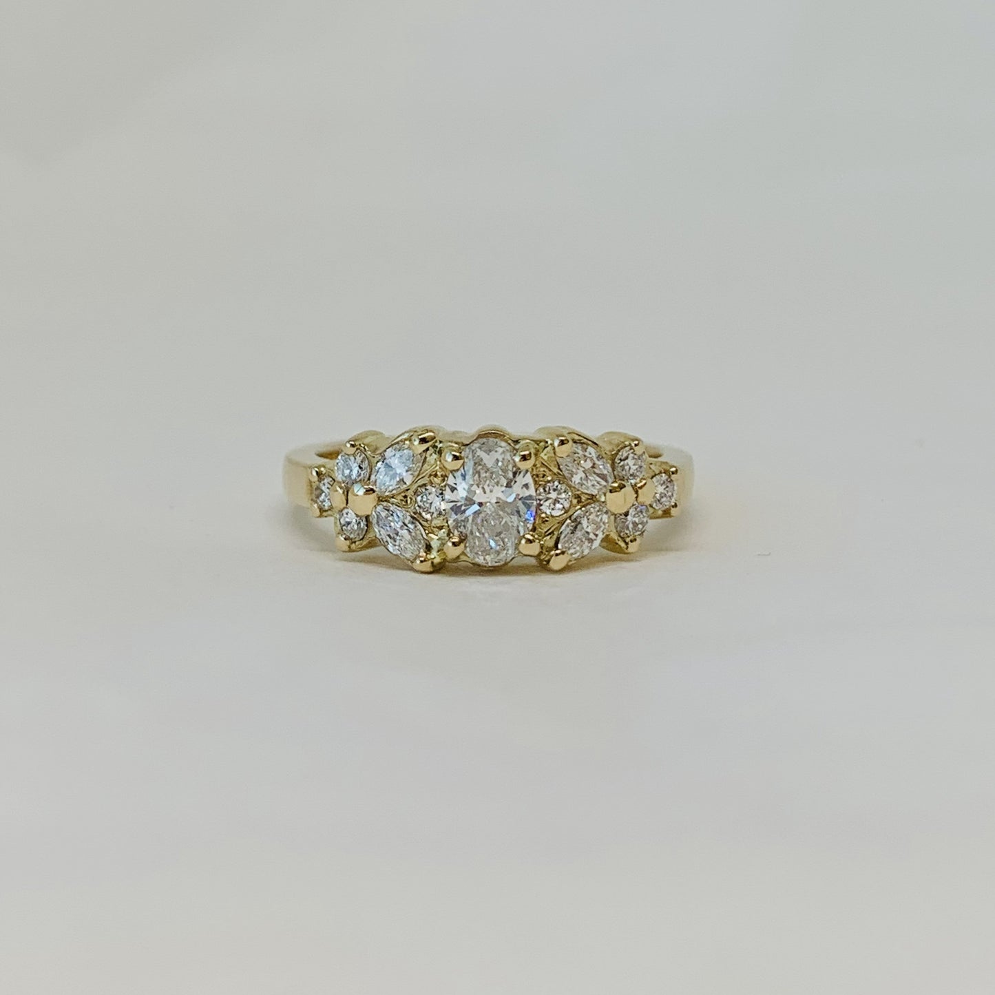 Anillo Dicea III