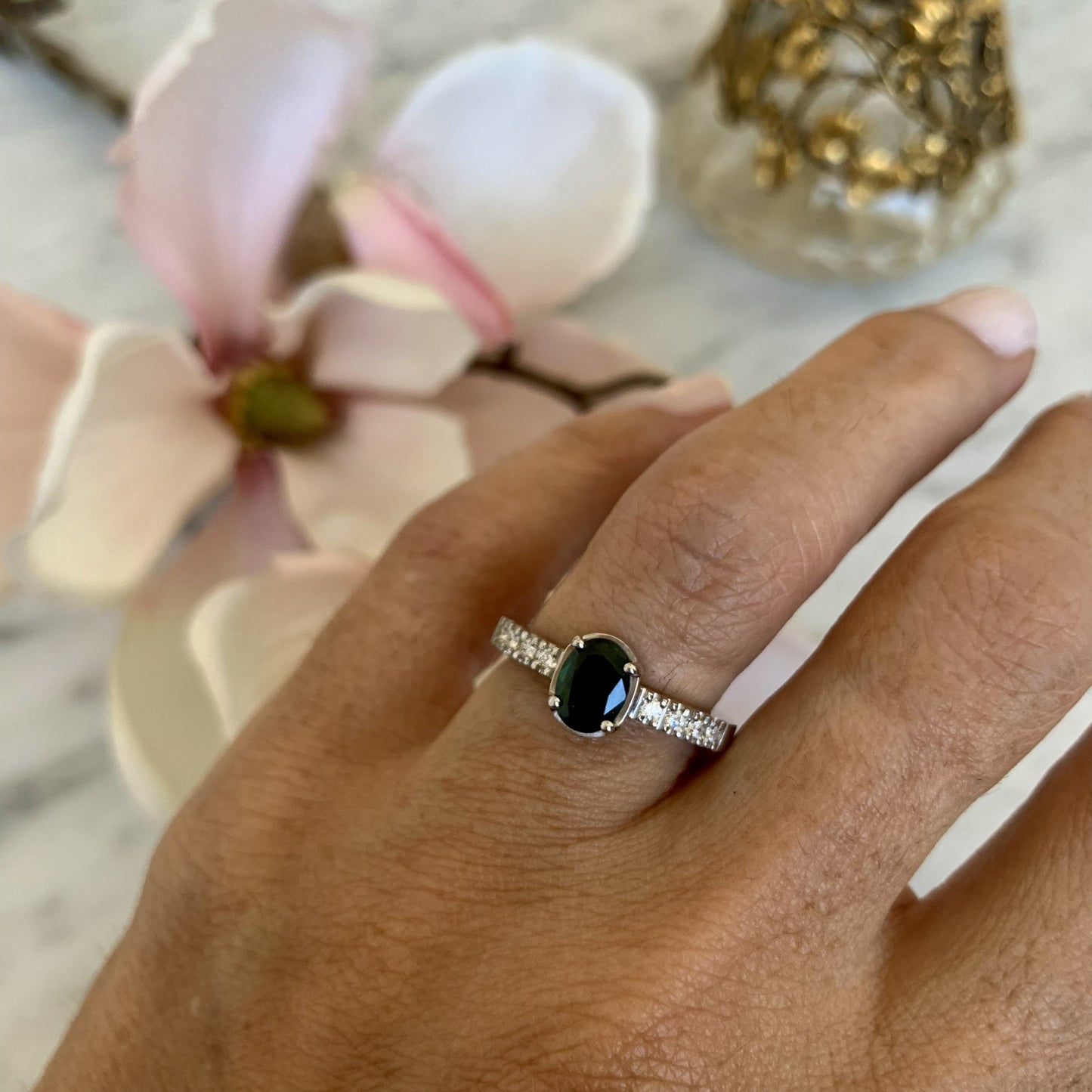 Anillo Eutenea III