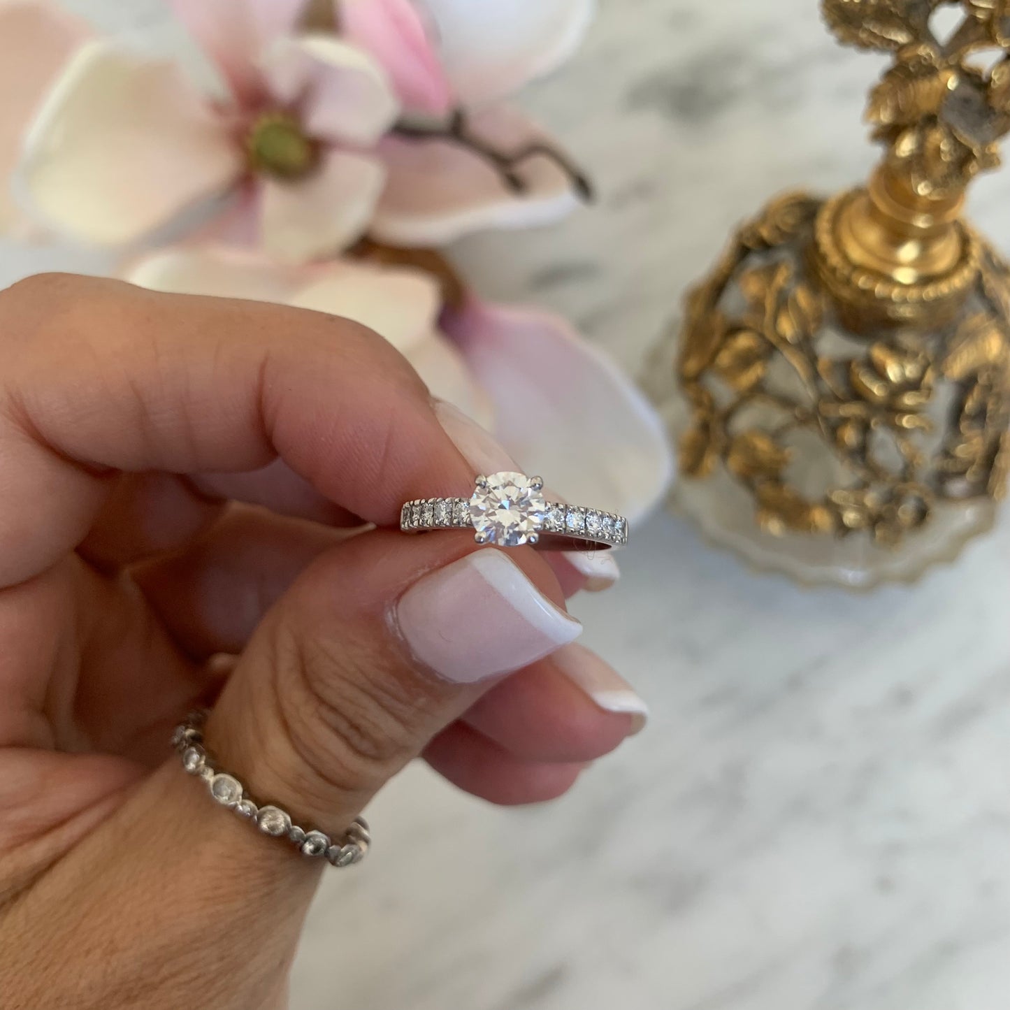 Anillo Minerva