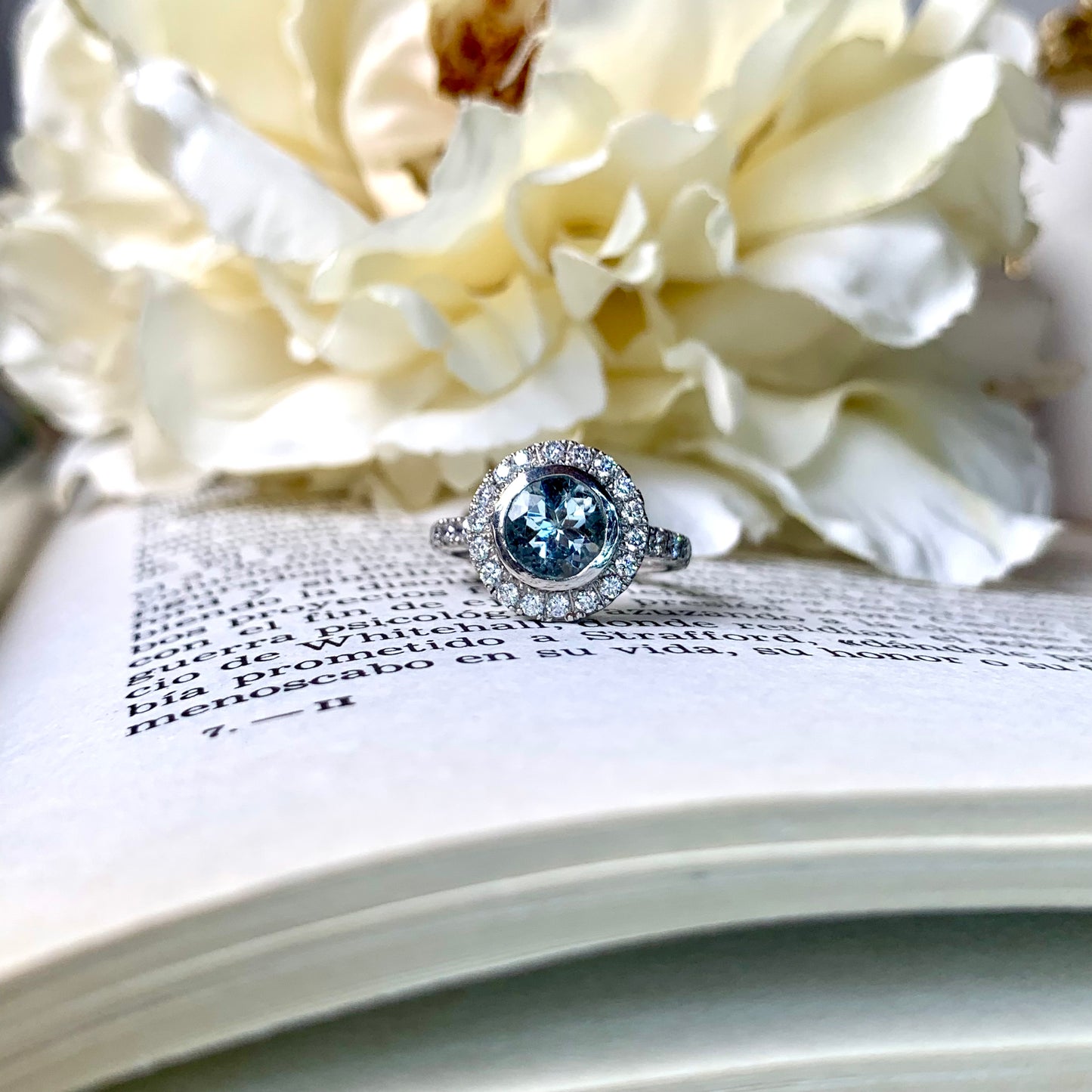 Anillo Thesan II
