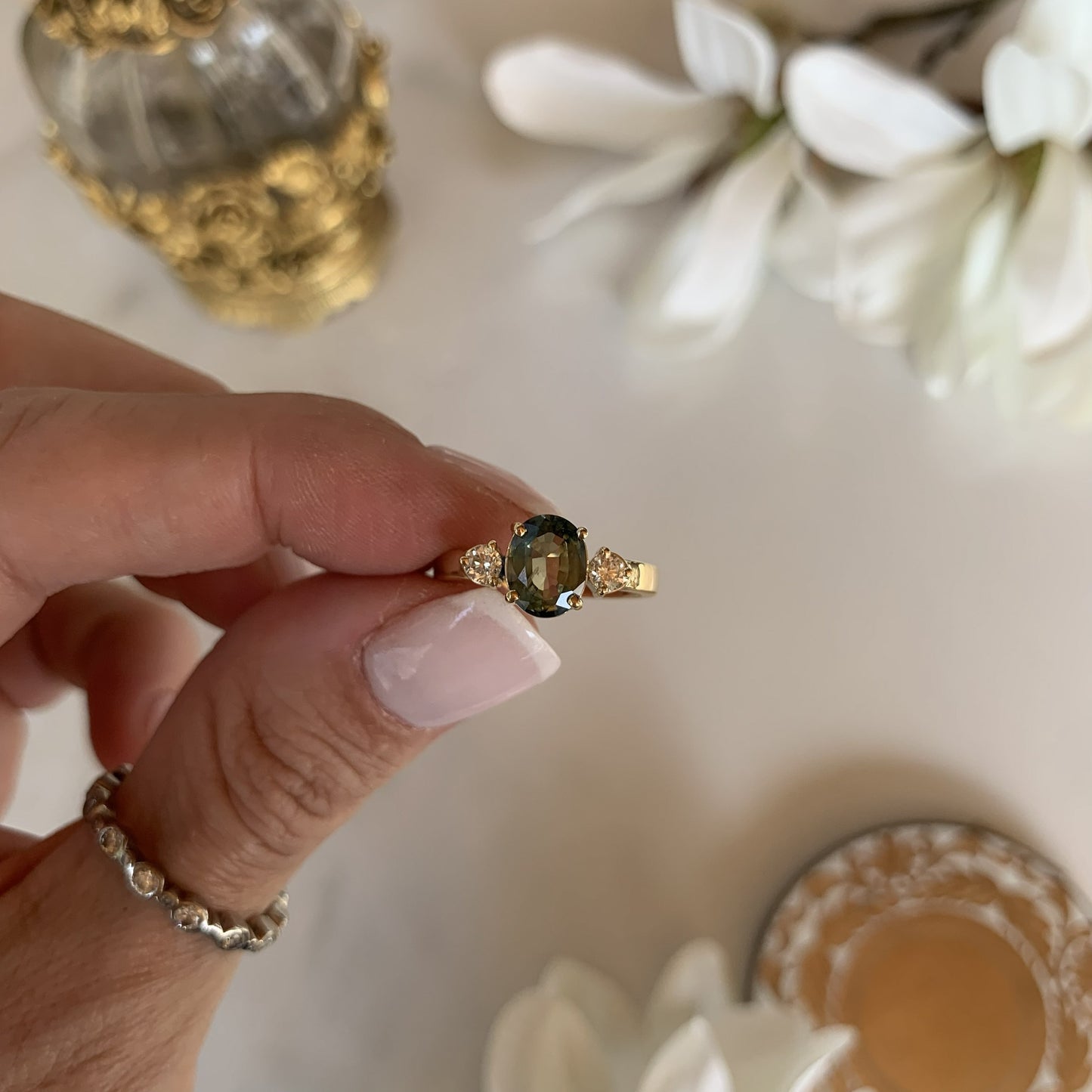 Anillo Menhit II