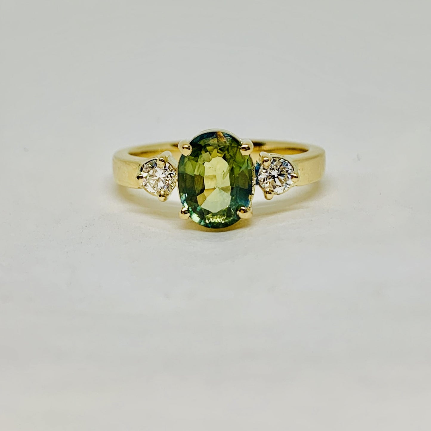 Anillo Menhit II