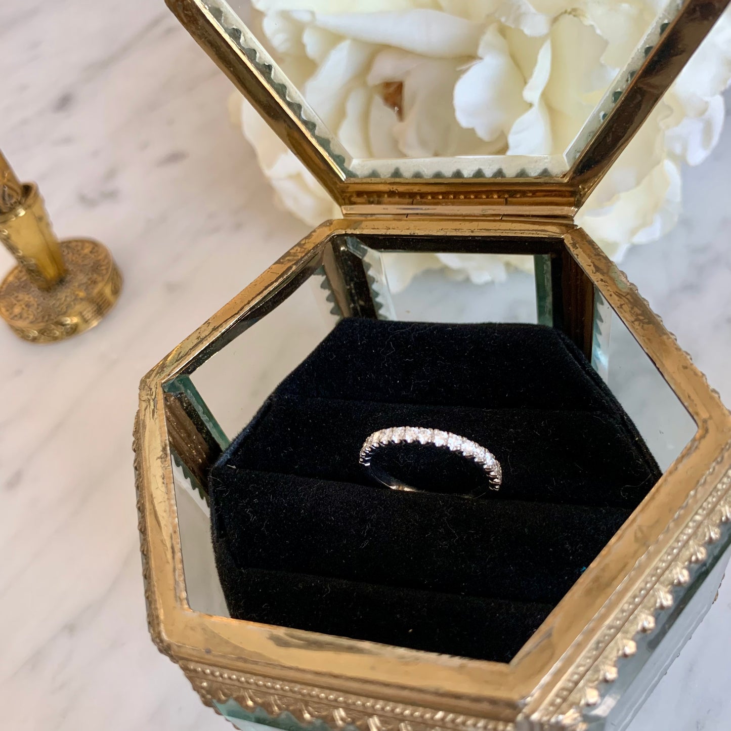 Anillo Erato