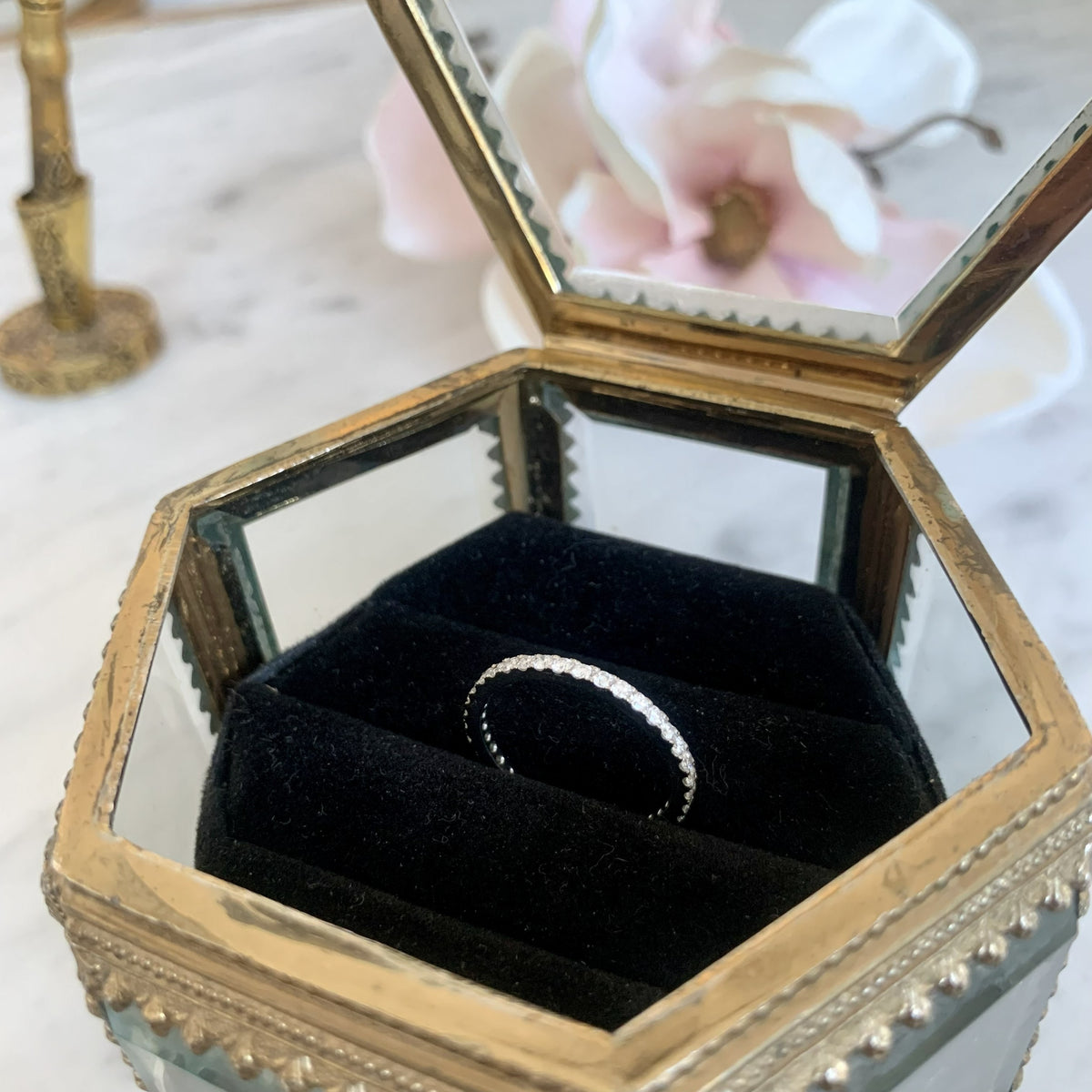 Anillo Vesta II