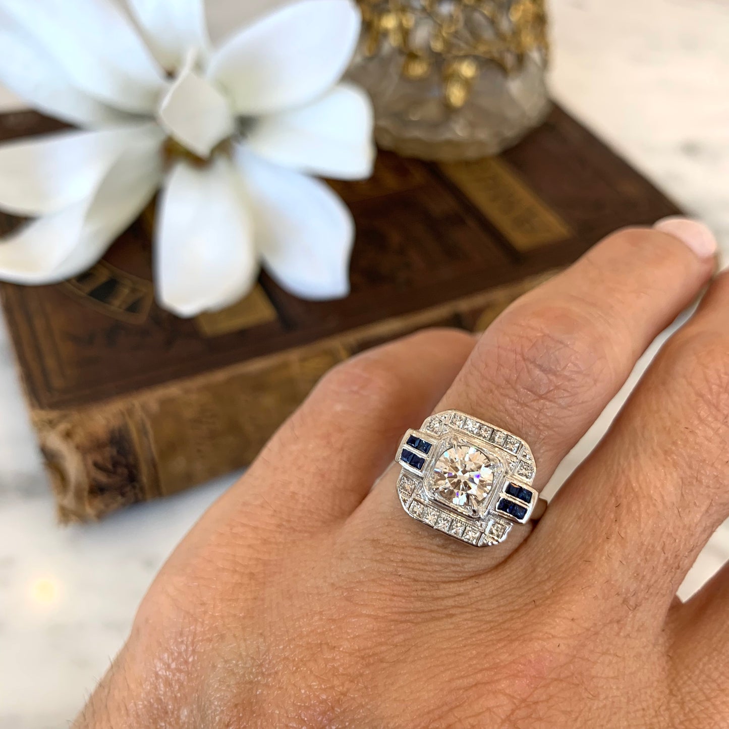 Anillo Devi