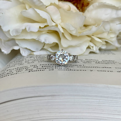 Anillo Venus I